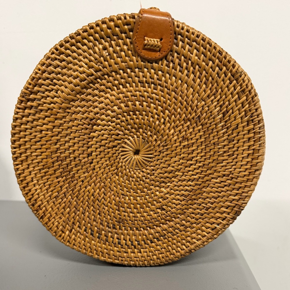 Poppy + Sage Round Woven Tan Bag